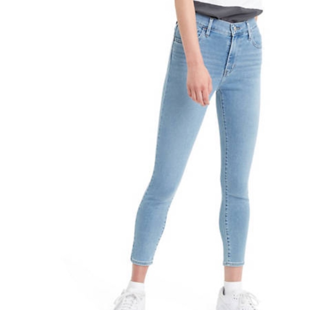 Levi’s 710 Super Skinny size 30